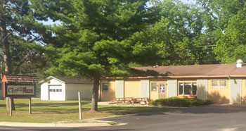 Photograph of Cicero's Pizza Restaurant